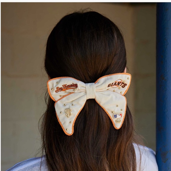MLB Giants Hair Bow - Cream and Orange - 100% cotton main image 4